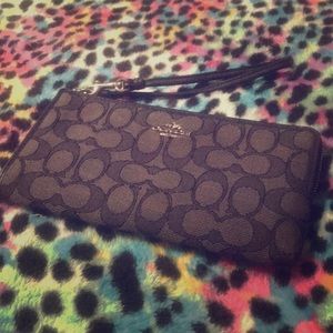 Coach Wristlet Wallet